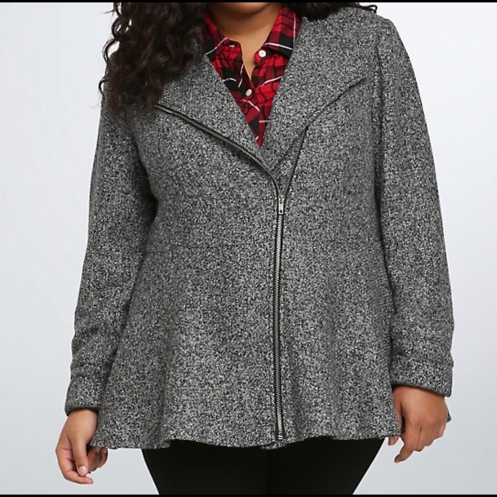 𝅺Torrid fit & flare gray tweed jacket coat 3x 22/24